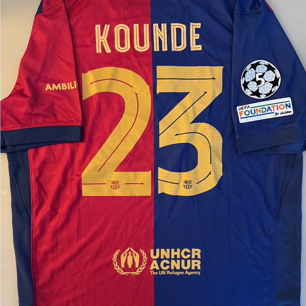 Kounde Barcelona jersey